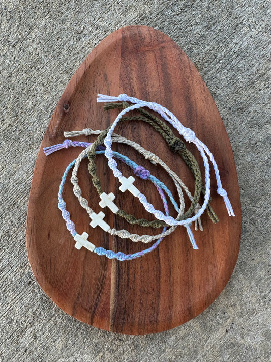 "Jesus Be Known A'Cross the Globe" Hand-Knotted Hemp Bracelet