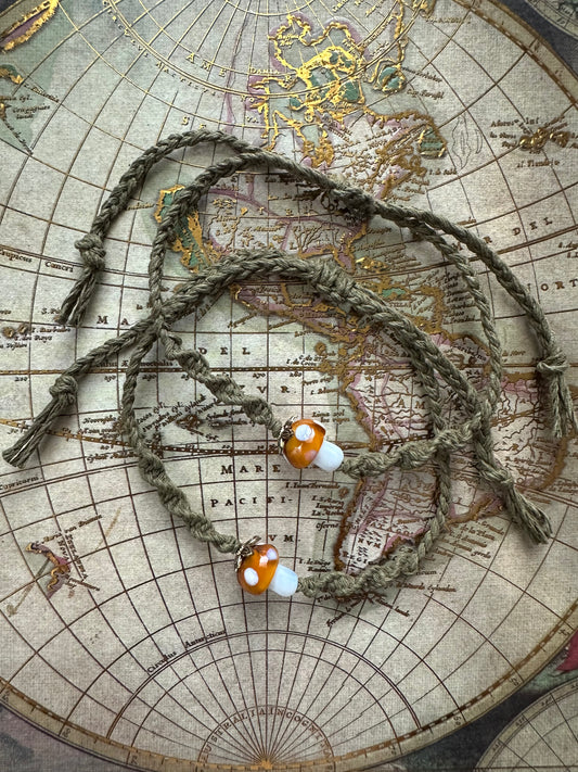 Hand-Knotted Hemp Mushie Bracelet (Olive)