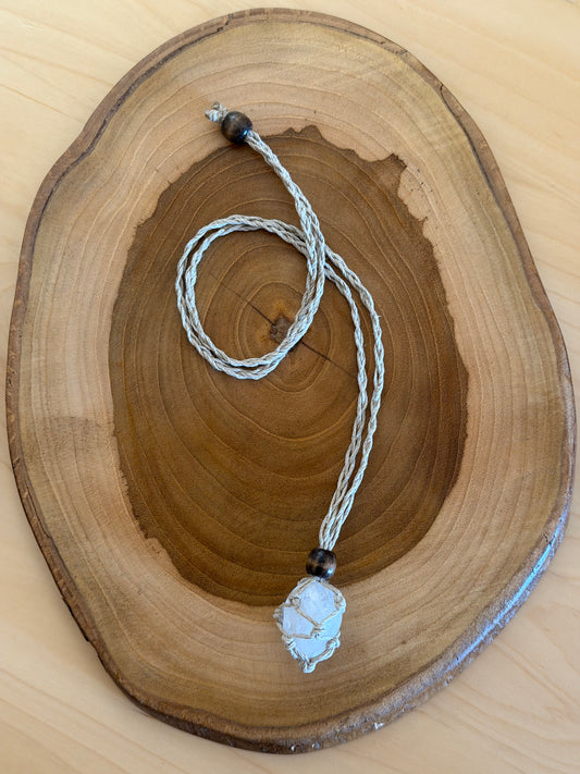 Interchangeable Hemp Macramé Crystal Necklace w/ Clear Quartz