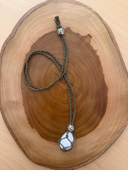 Interchangeable Hemp Crystal Necklace with White Turquoise Tumble