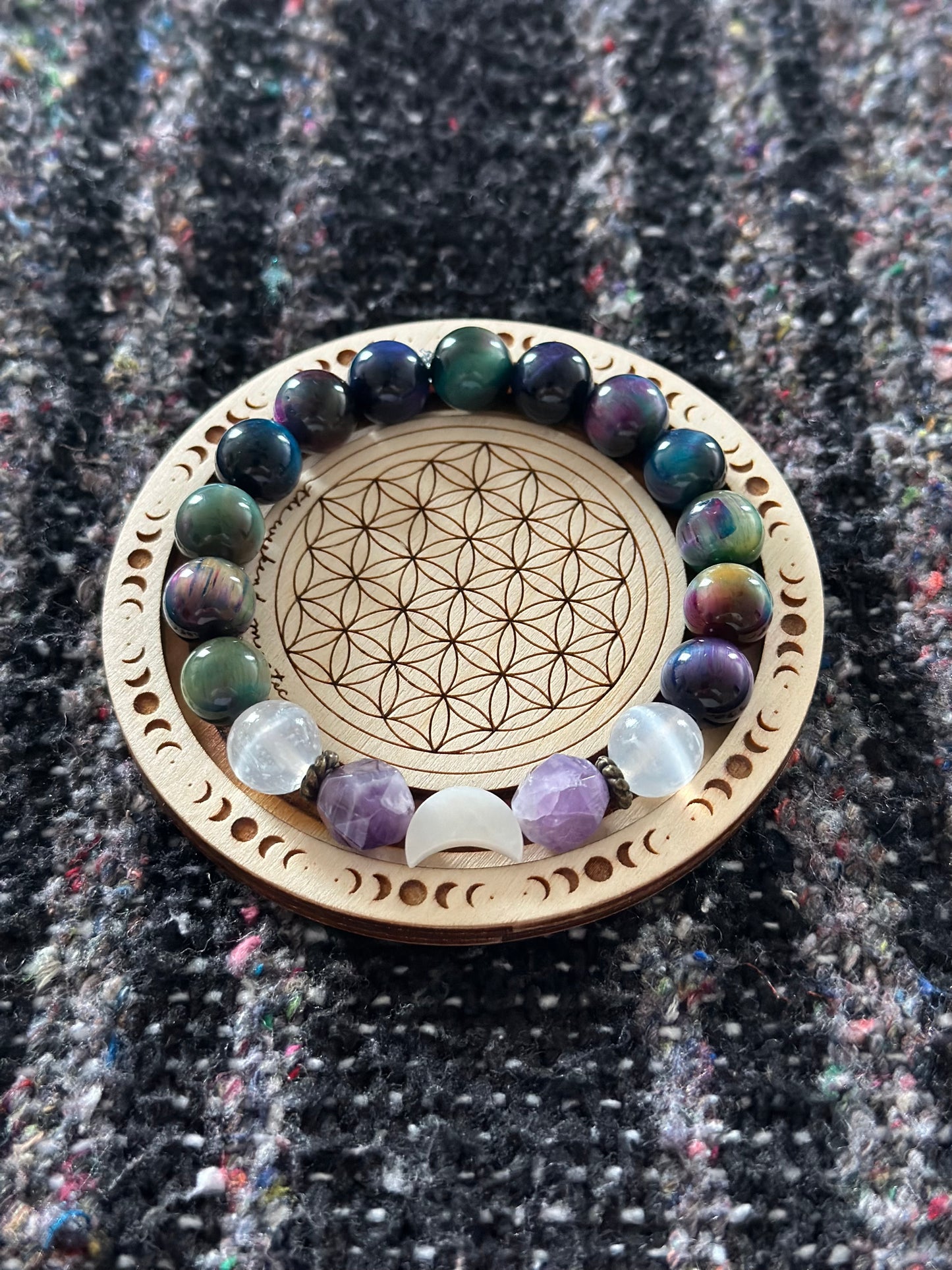 Aurora Moon Stretch Bracelet