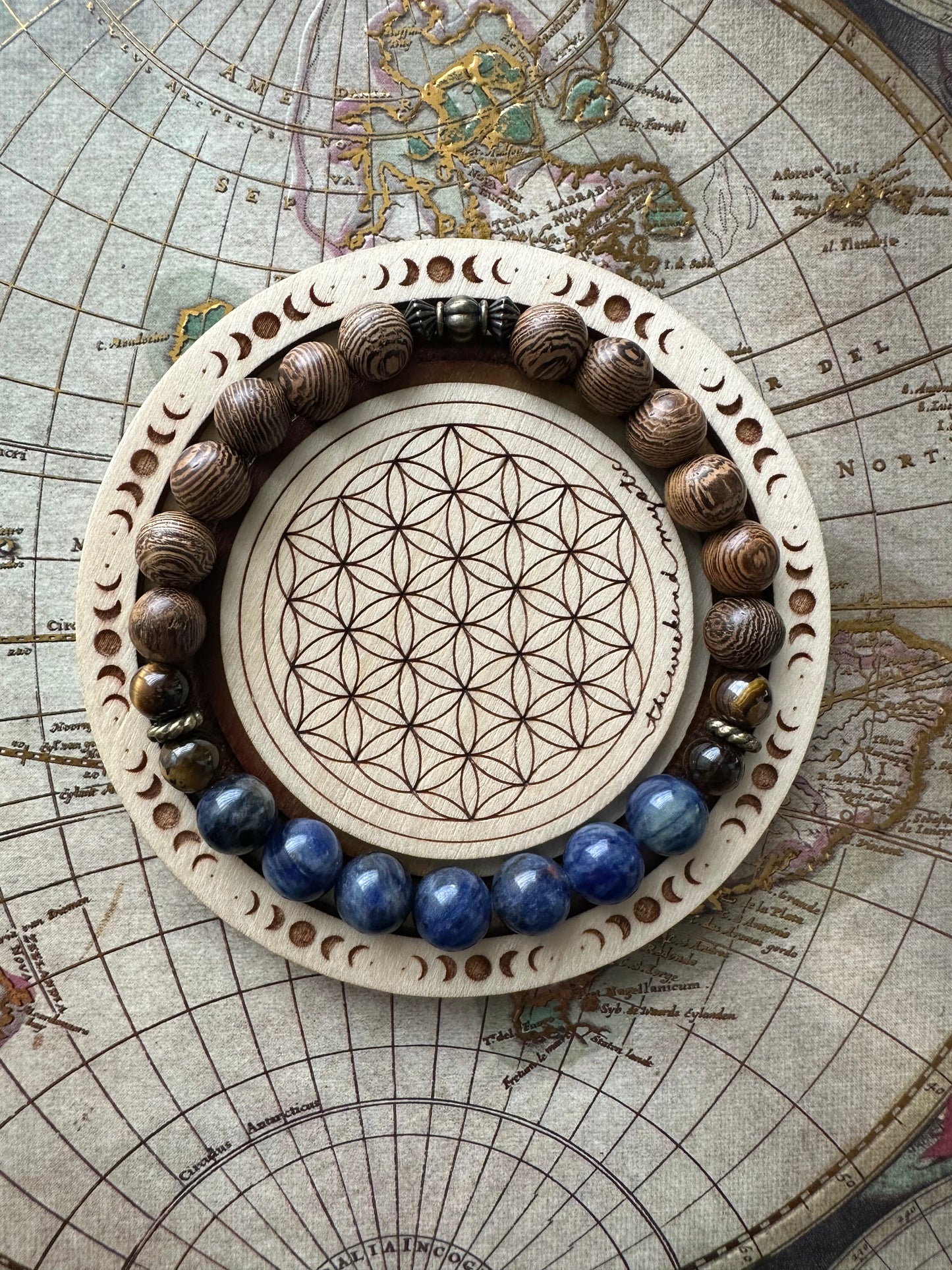Sodalite & Rose Wood Stretch Bracelet