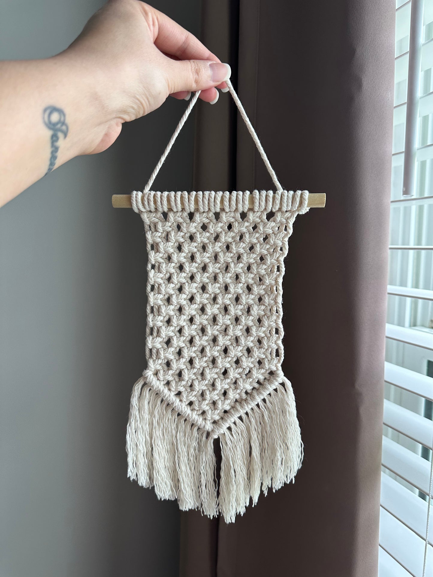 Macramé Earring Holder